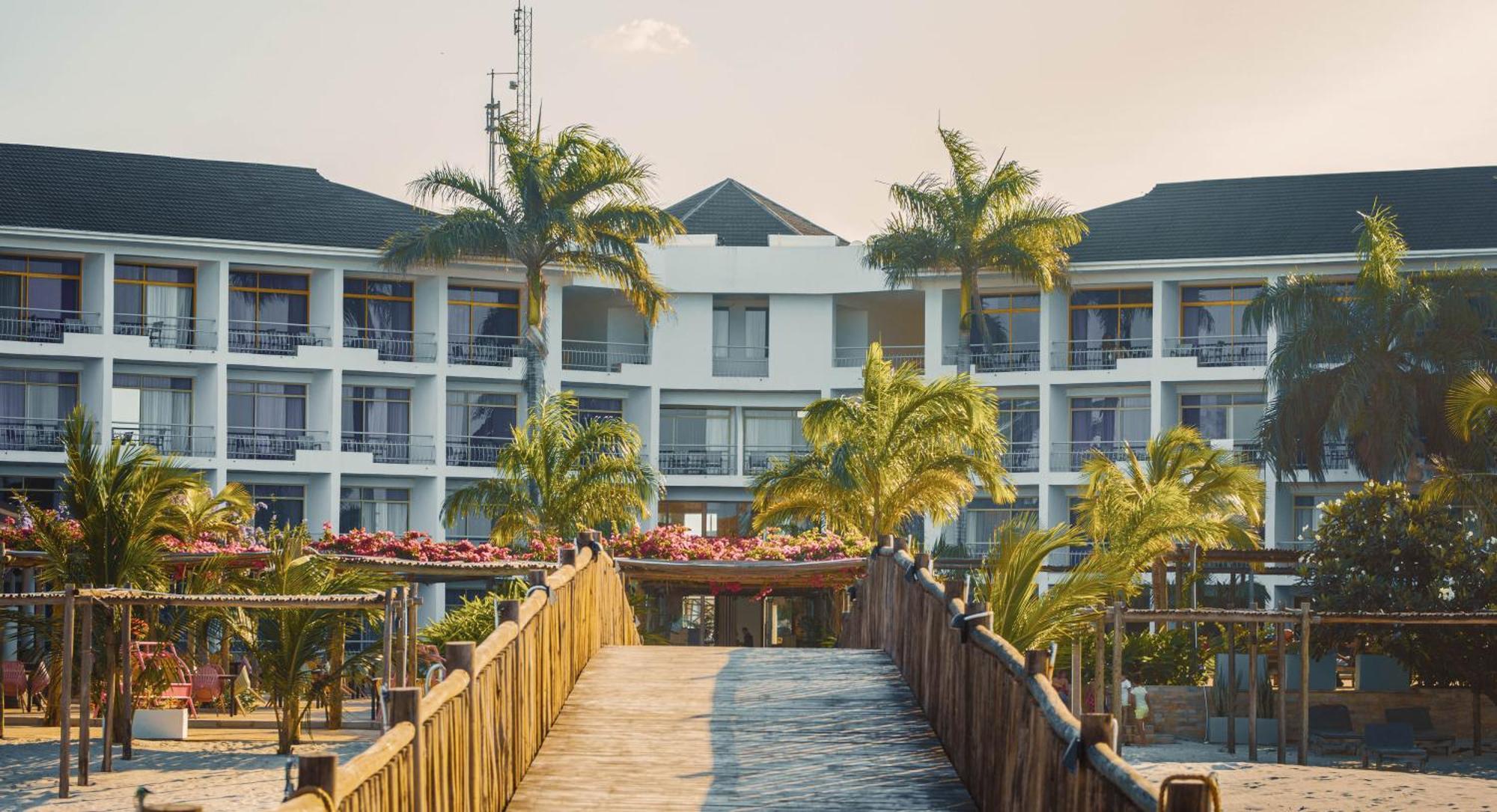 Giraffe Beach Hotel Dar es Salaam Exterior foto